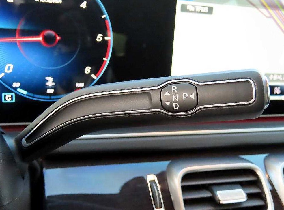 벤츠 GLE 클래스 GLE 400d 4MATIC 쿠페 사진 11