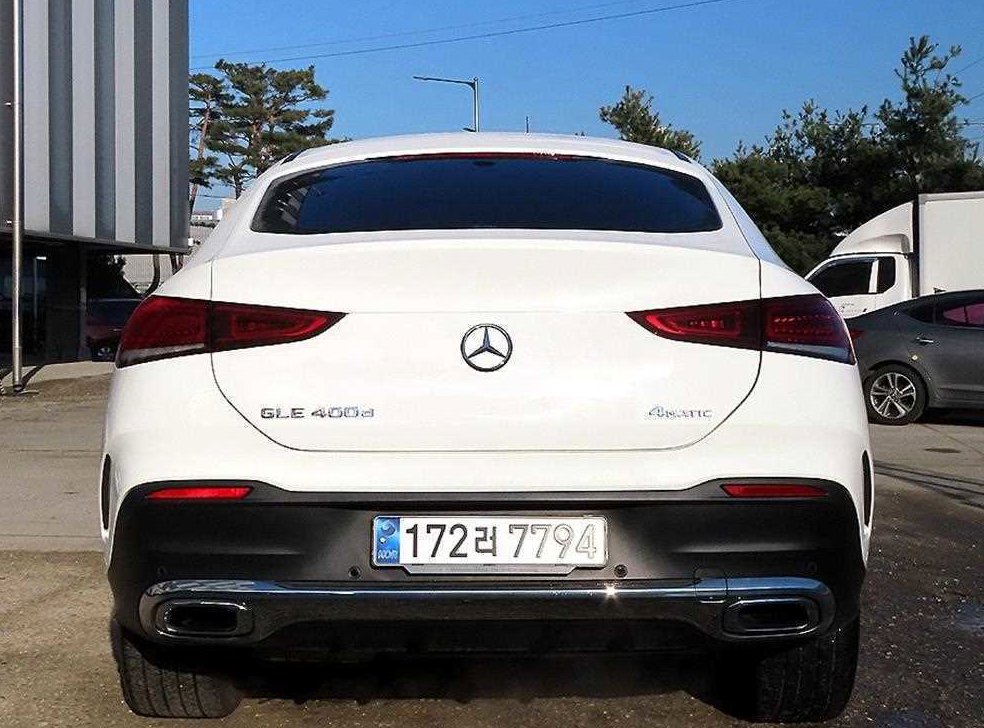 벤츠 GLE 클래스 GLE 400d 4MATIC 쿠페 사진 4