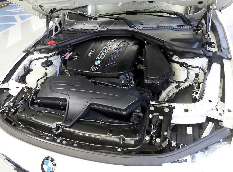 BMW 3시리즈 320d xDrive 사진 19