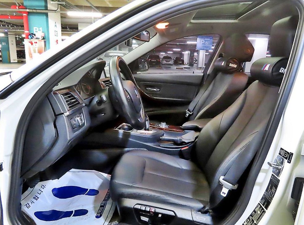 BMW 3시리즈 320d xDrive 사진 6