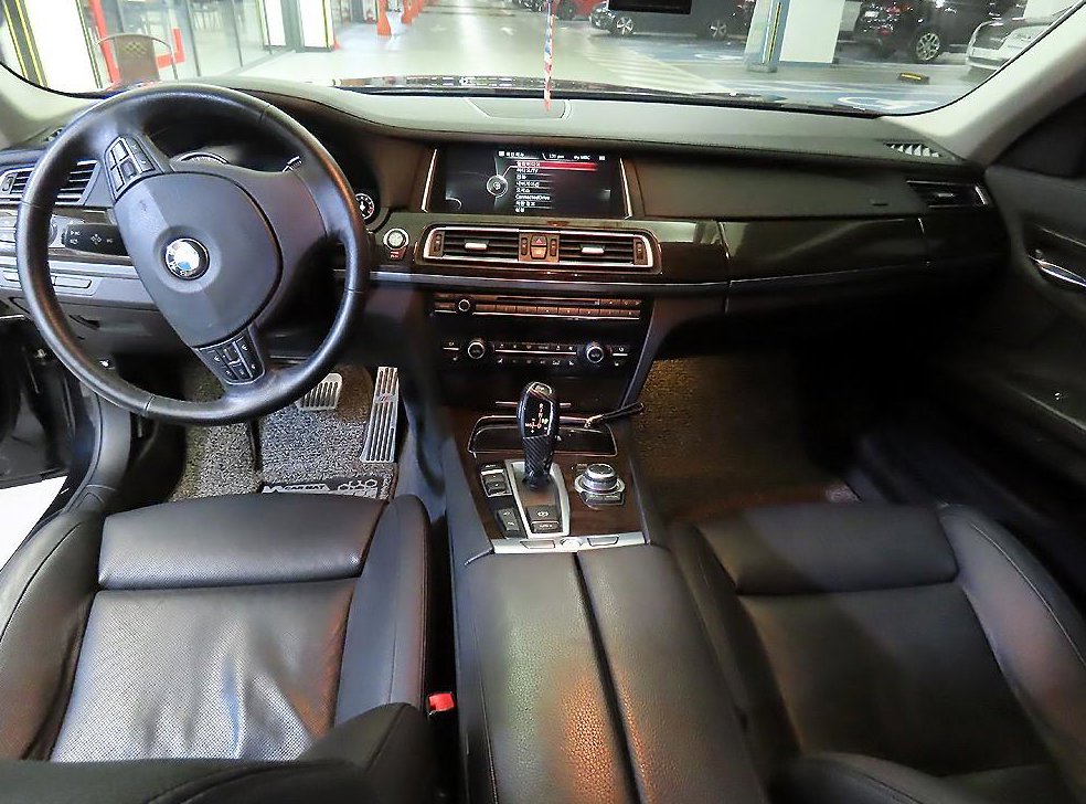 BMW 7시리즈 730 사진 10