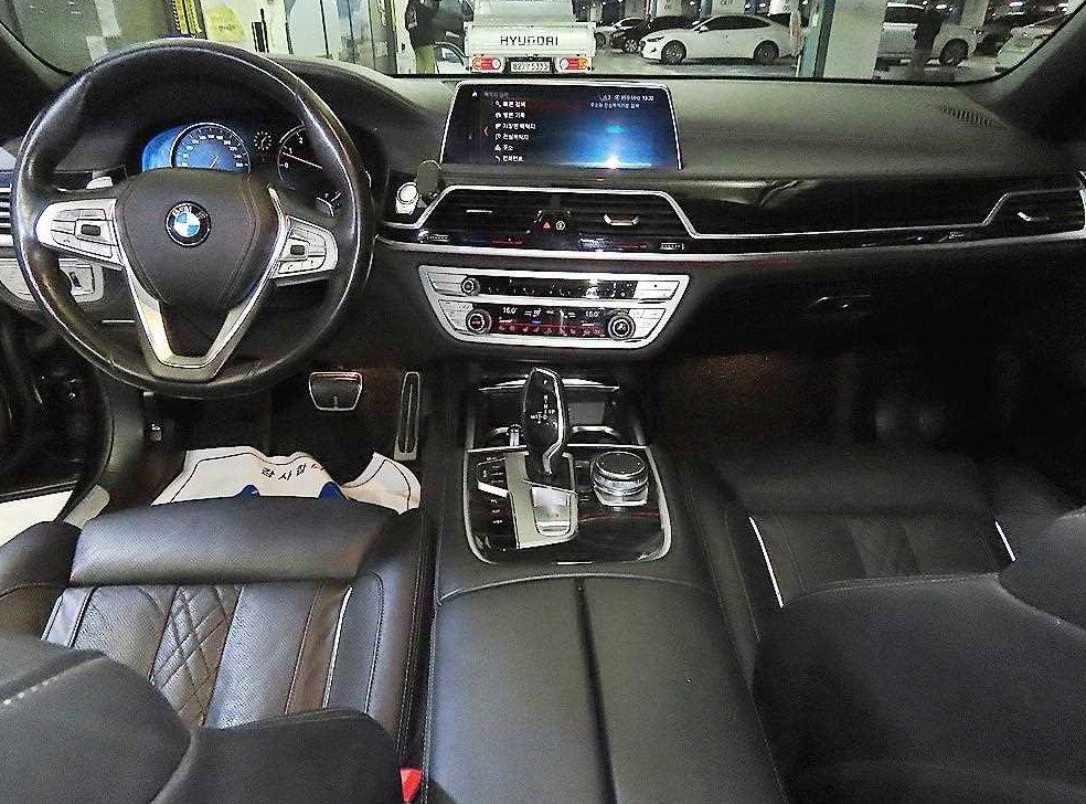 BMW 7시리즈 740Ld xDrive M 스포츠 사진 10