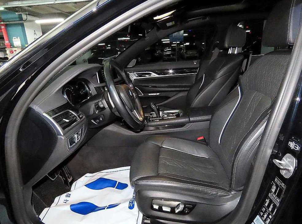 BMW 7시리즈 740Ld xDrive M 스포츠 사진 6