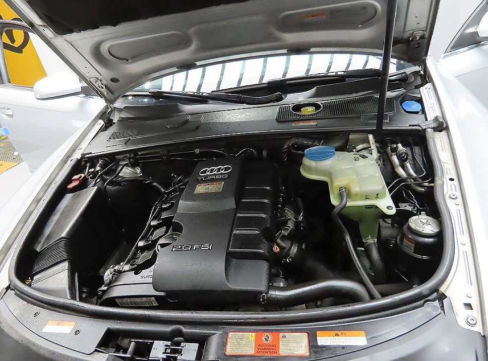 아우디 A6 2.0 TFSI 사진 8