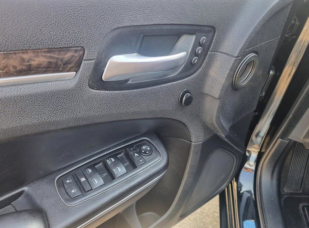 크라이슬러 300C 3.6 사진 11