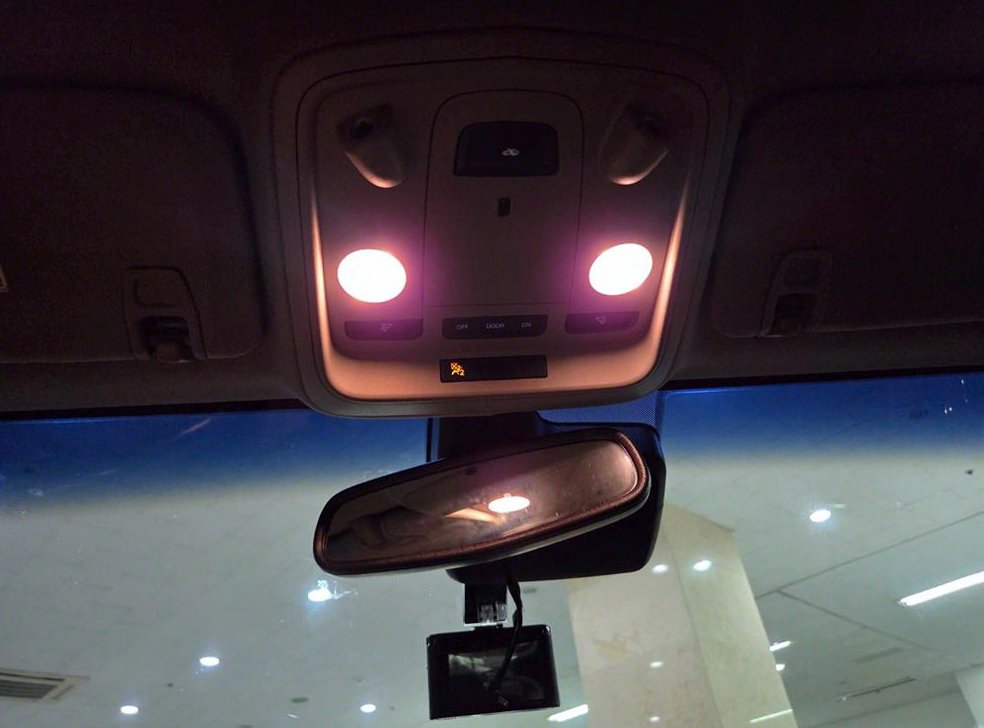 캐딜락 ATS 2.0 럭셔리 2WD 사진 17