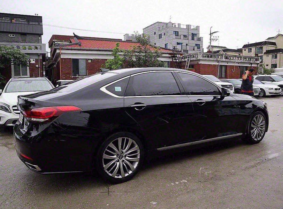 현대 제네시스 G330 프리미엄 AWD 사진 3