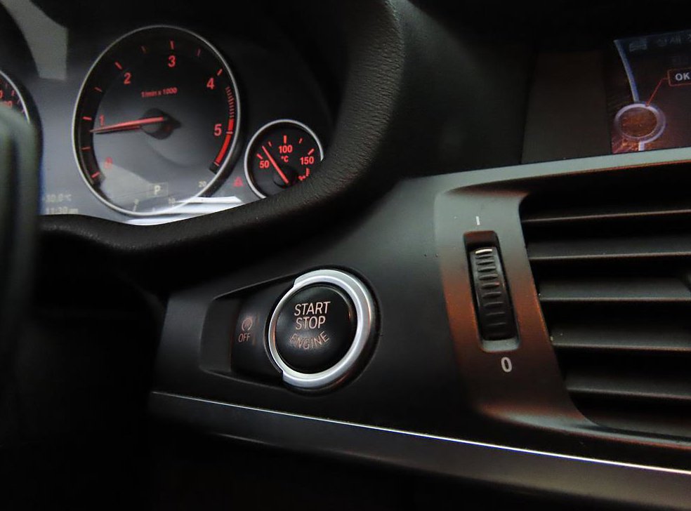 BMW X3 xDrive 20d 하이 사진 15