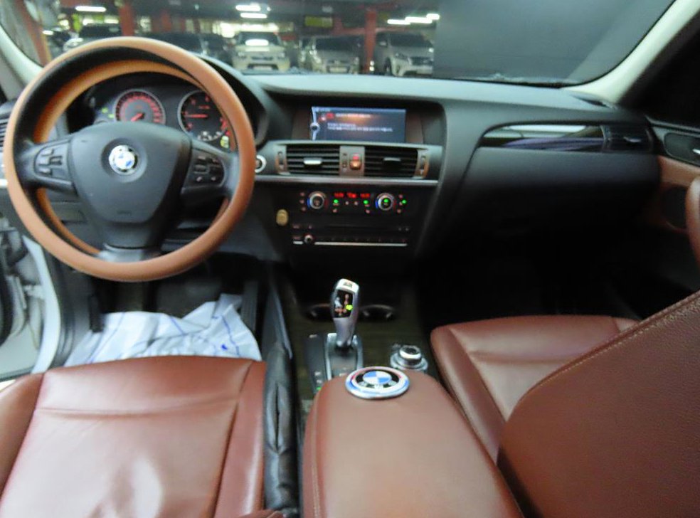 BMW X3 xDrive 20d 하이 사진 7