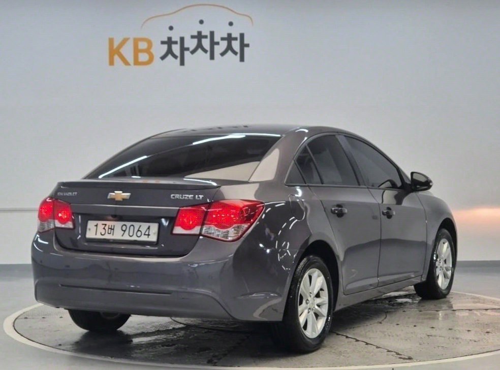 쉐보레 크루즈 1.8LT 사진 4