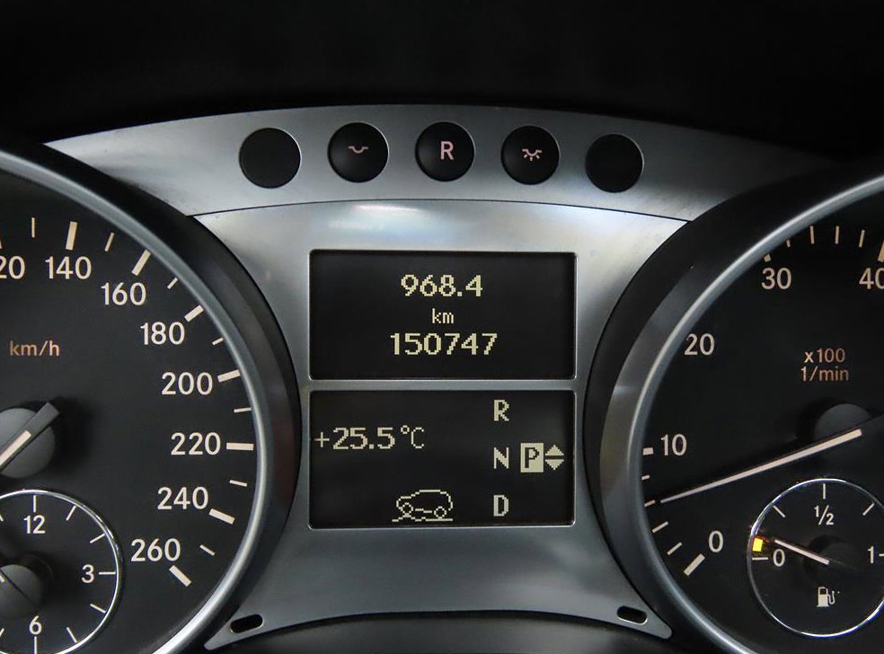 벤츠 M 클래스 ML350 사진 11