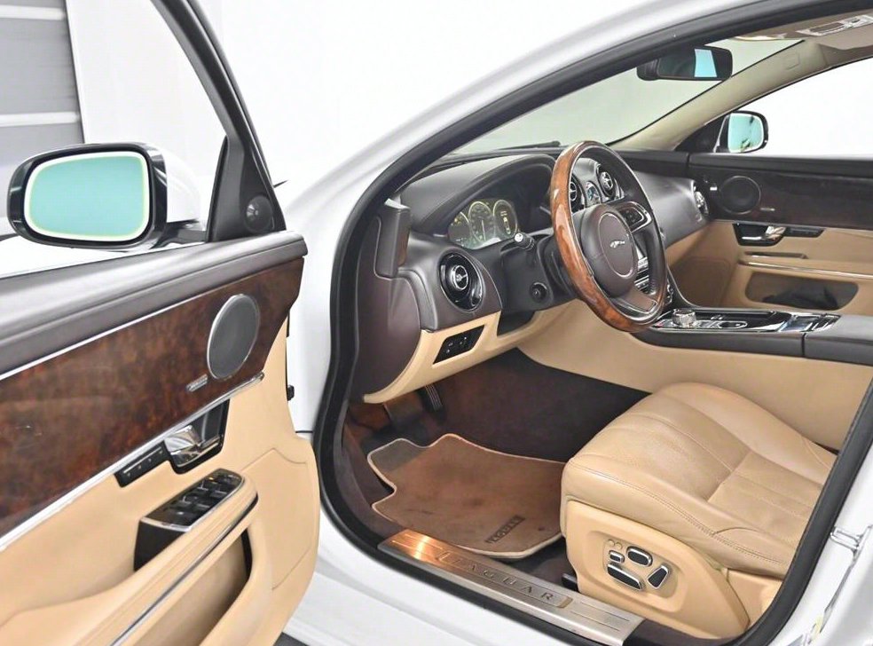 재규어 XJ 3.0 SC 사진 10