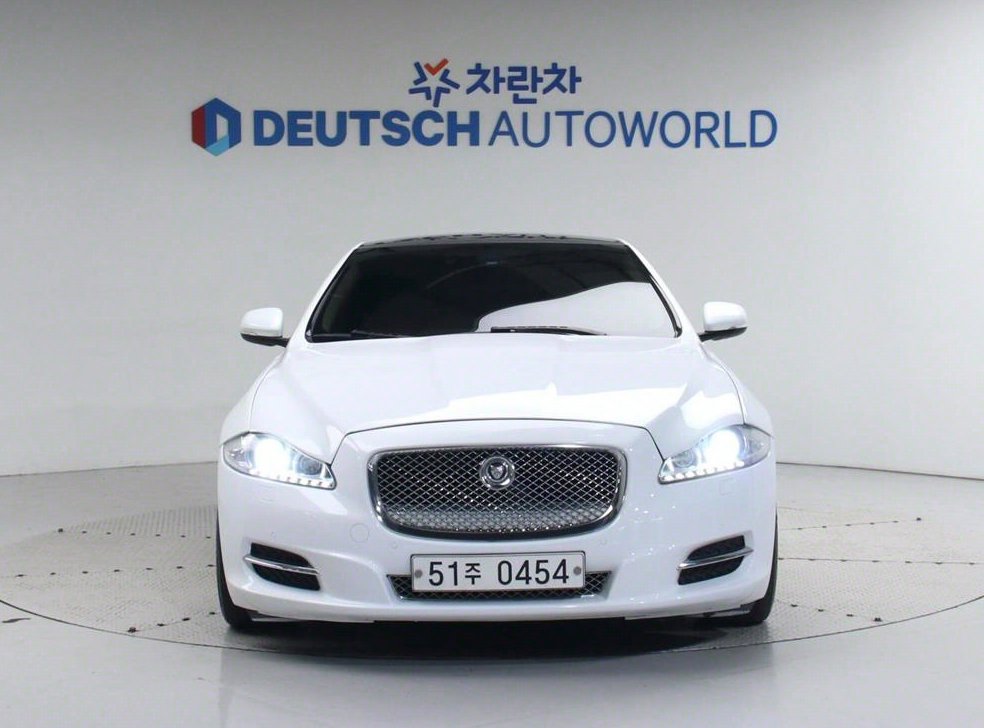 재규어 XJ 3.0 SC 사진 4