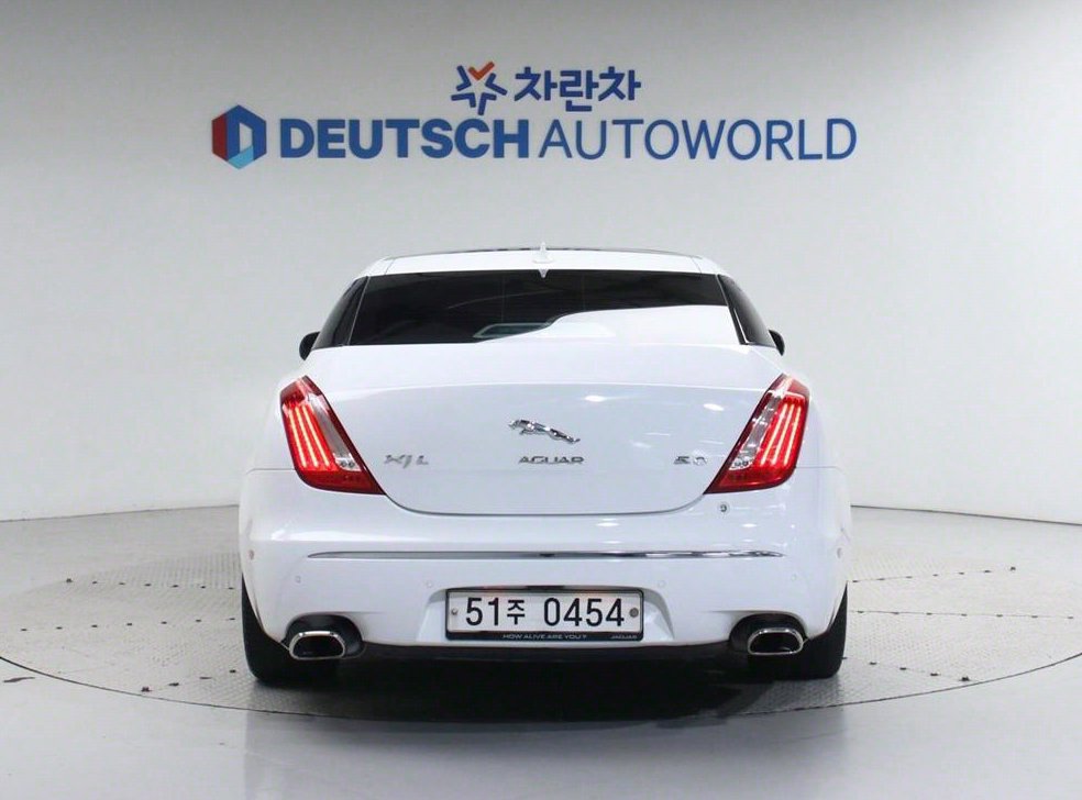 재규어 XJ 3.0 SC 사진 5