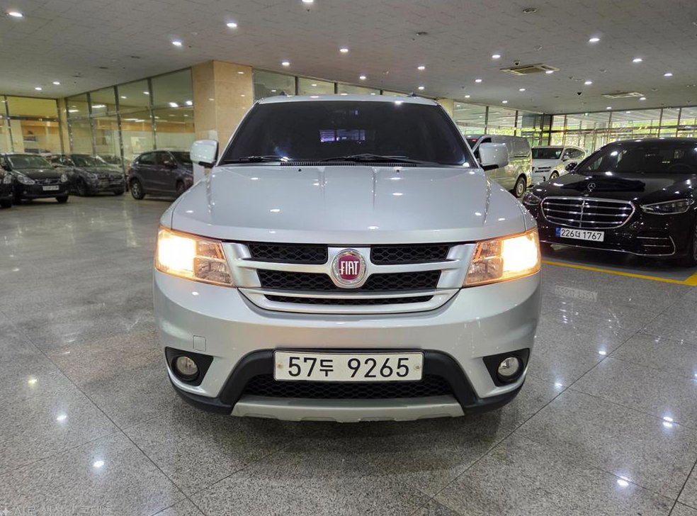피아트 프리몬트 2.0 디젤 AWD 사진 2