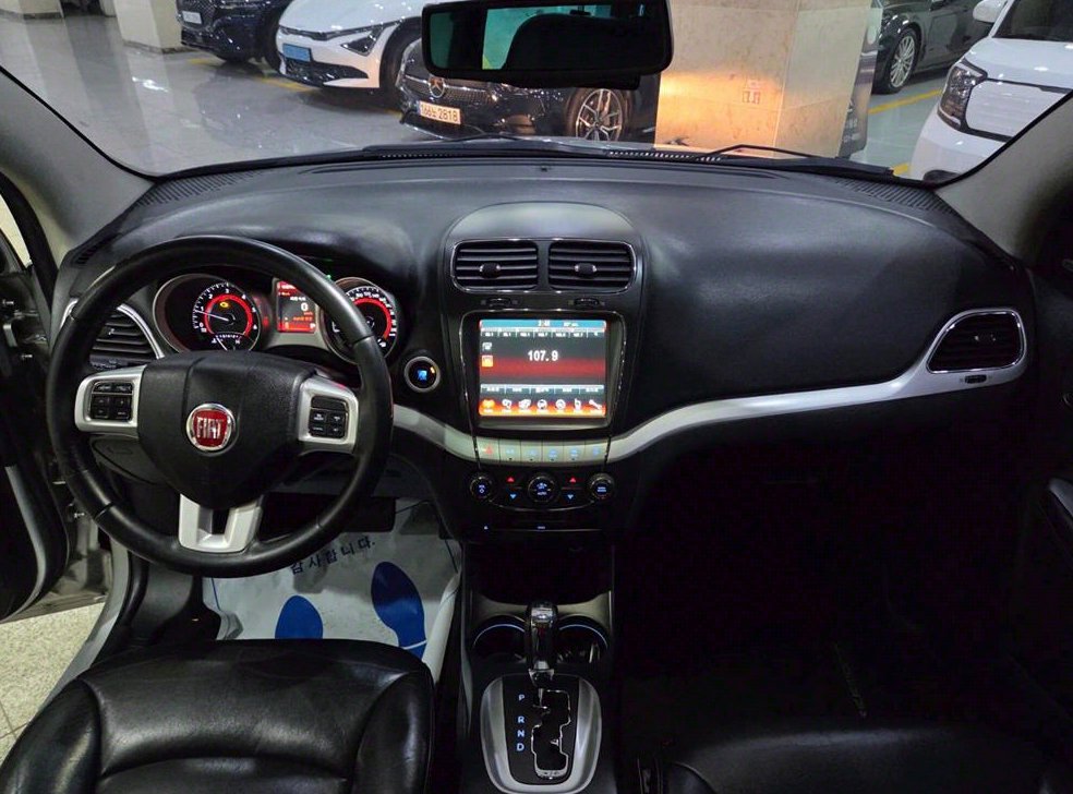 피아트 프리몬트 2.0 디젤 AWD 사진 8