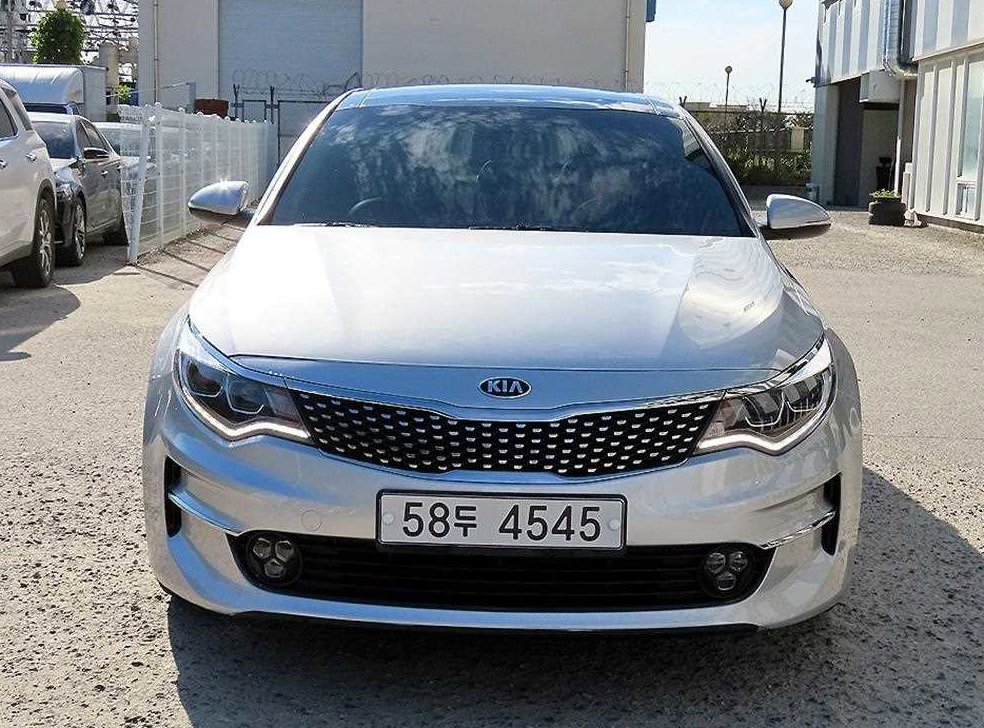 기아 K5 2.0 스타일 에디션