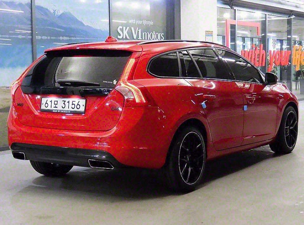 볼보 V60 2.0 D3 사진 4