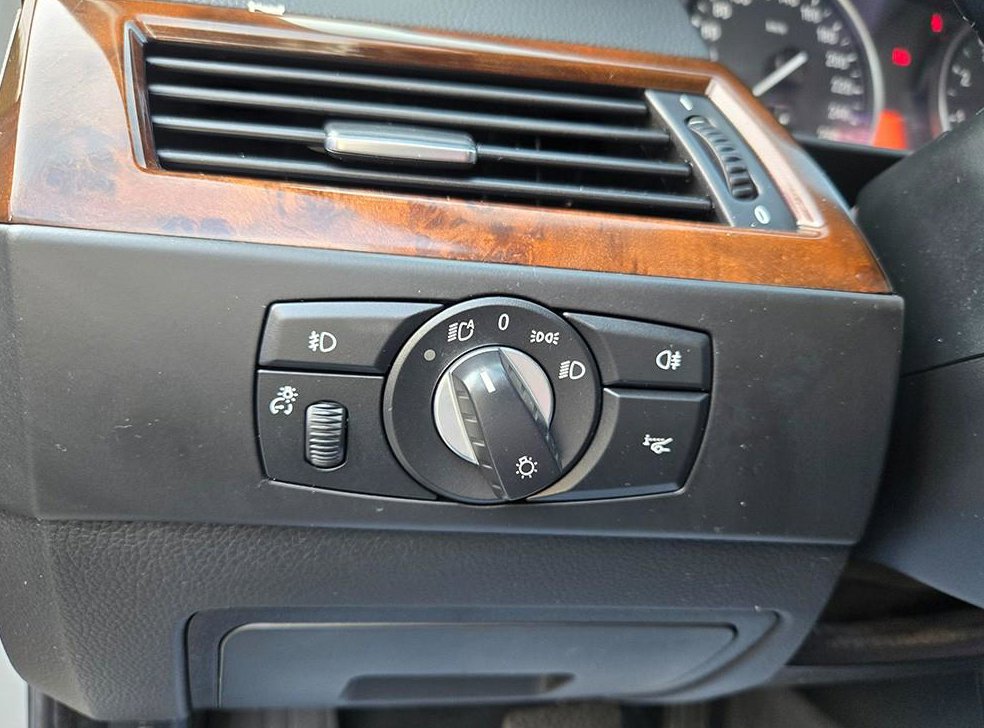BMW 5시리즈 528i 사진 13