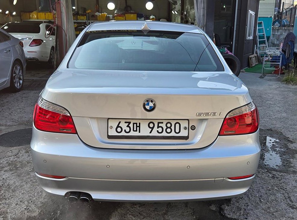 BMW 5시리즈 528i 사진 4