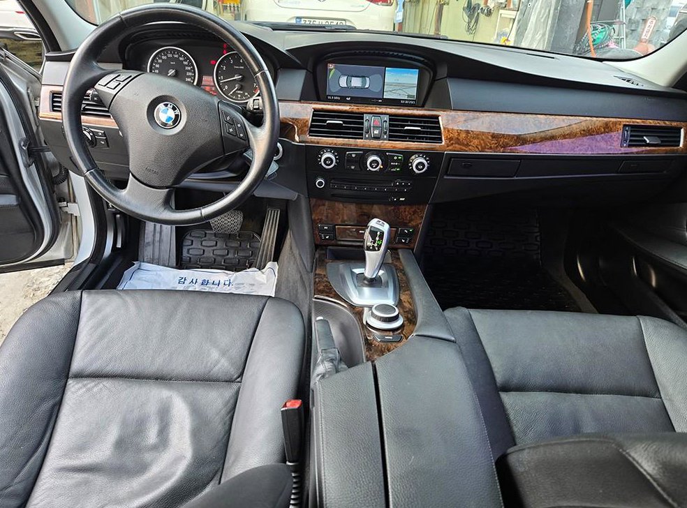 BMW 5시리즈 528i 사진 9