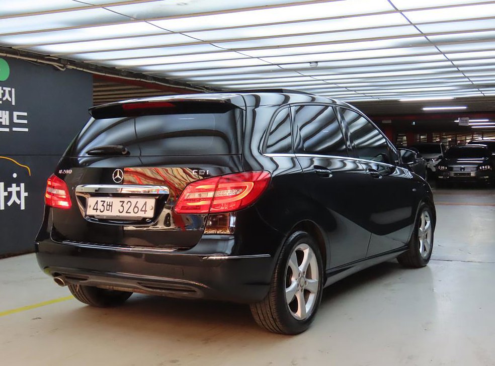 벤츠 B 클래스 (MY B) B200 CDI 블루이피션시 스포츠팩 사진 4