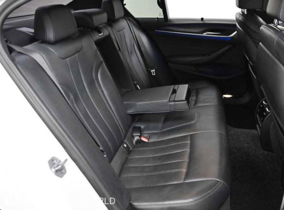 BMW 5시리즈 520i 사진 12