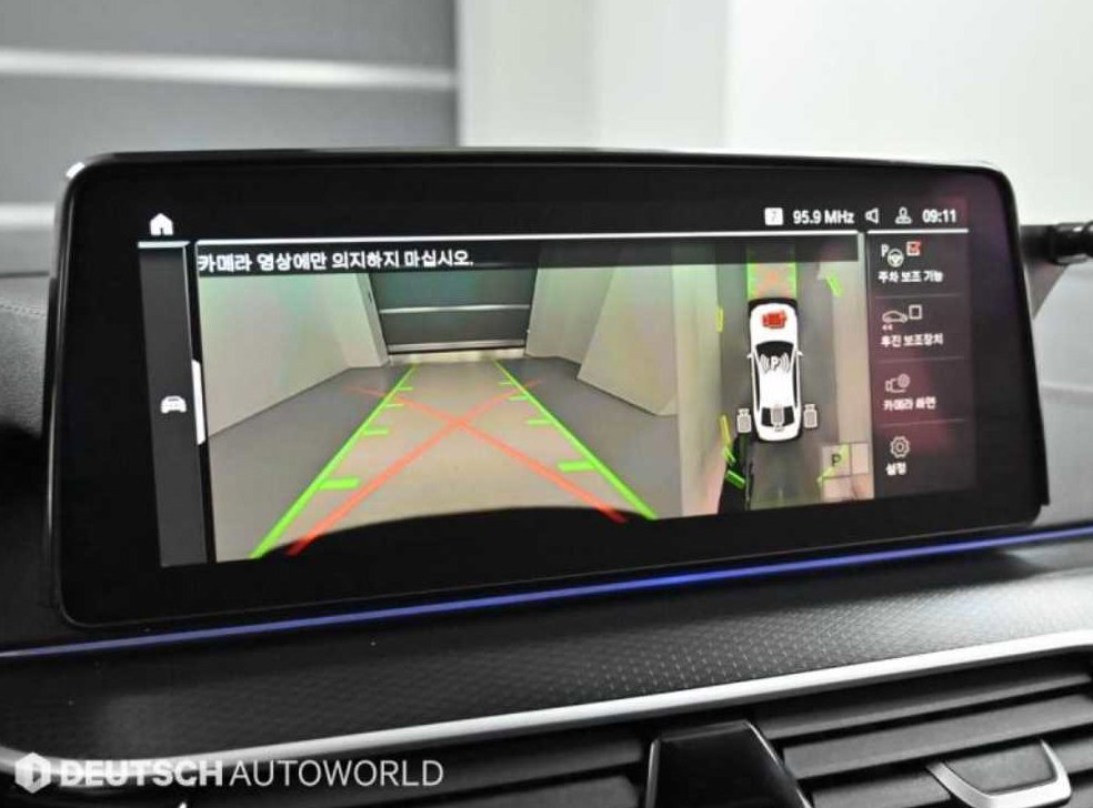 BMW 5시리즈 520i 사진 15