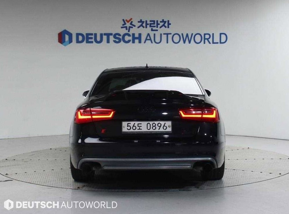아우디 S6 4.0 TFSI 콰트로 사진 4