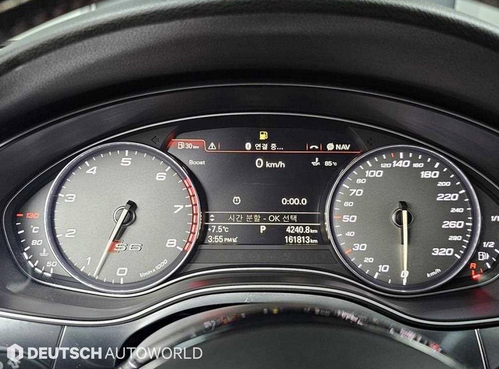 아우디 S6 4.0 TFSI 콰트로 사진 8