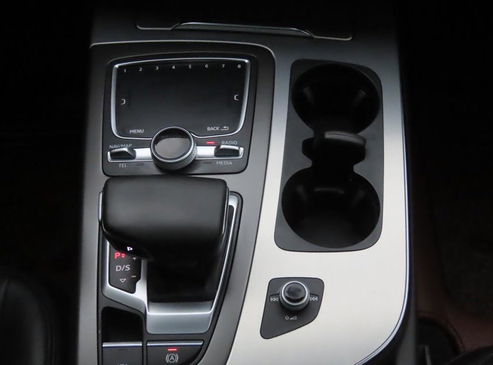 아우디 Q7 45 TFSI 콰트로 사진 13
