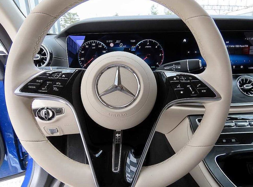 벤츠 CLS 클래스 CLS 300d 4MATIC 사진 8