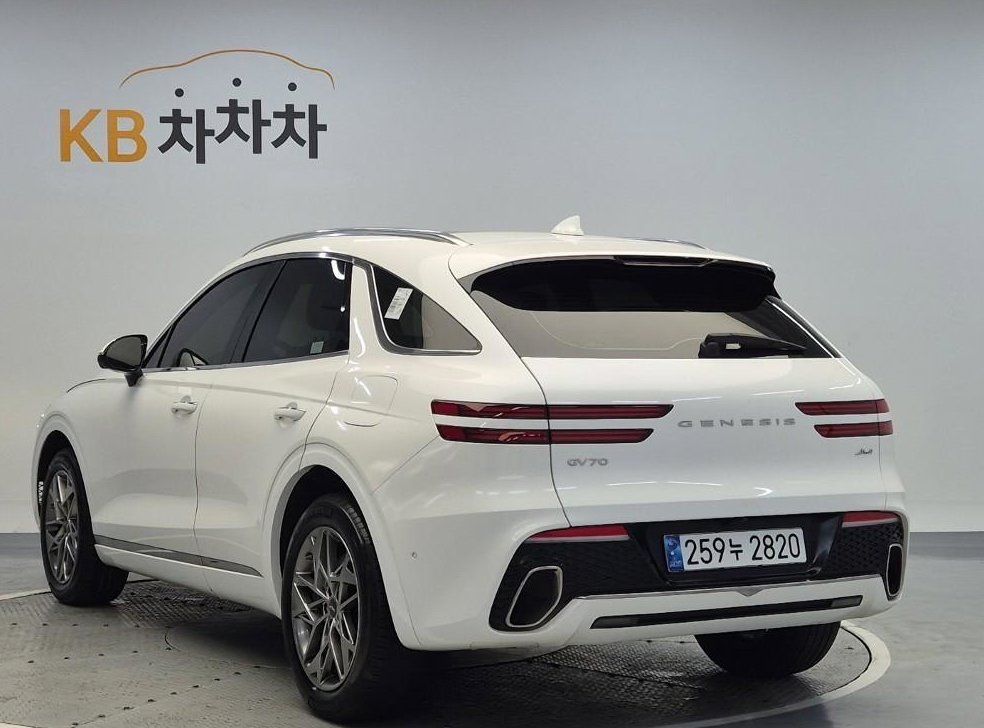 제네시스 GV70 2.5T 가솔린 AWD 사진 2