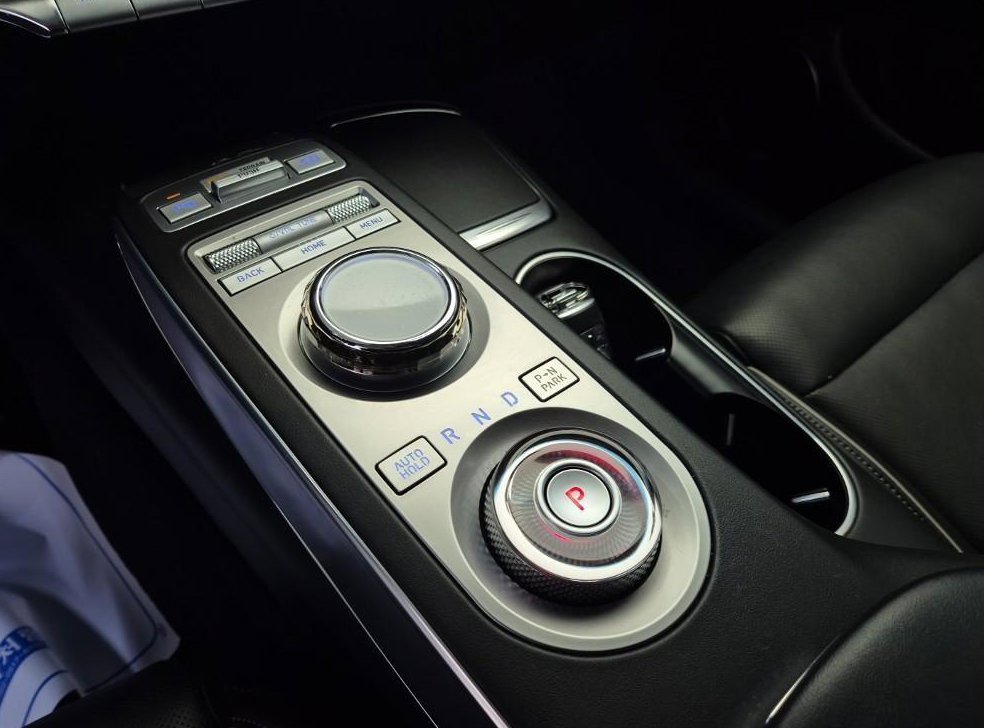 제네시스 GV70 2.5T 가솔린 AWD 사진 8