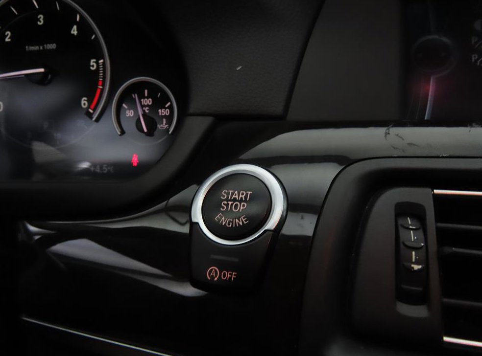 BMW 5시리즈 520d 사진 15