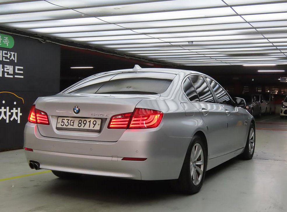 BMW 5시리즈 520d 사진 4