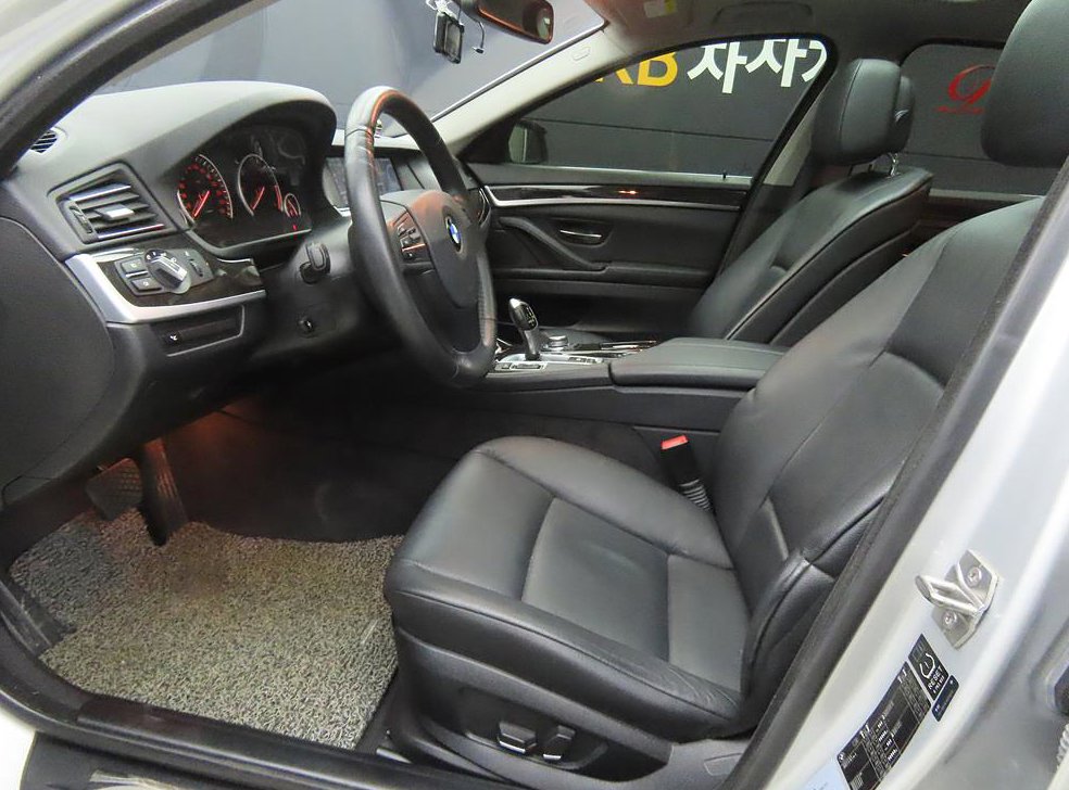 BMW 5시리즈 520d 사진 5