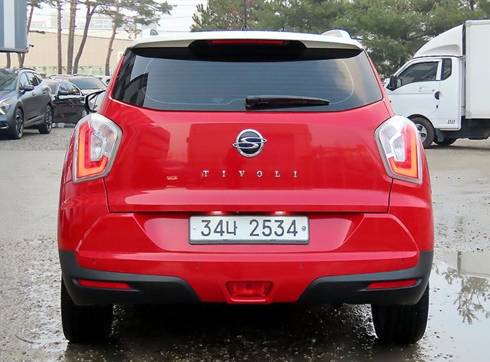 KG모빌리티(쌍용)  티볼리 2WD 가솔린 LX 사진 4