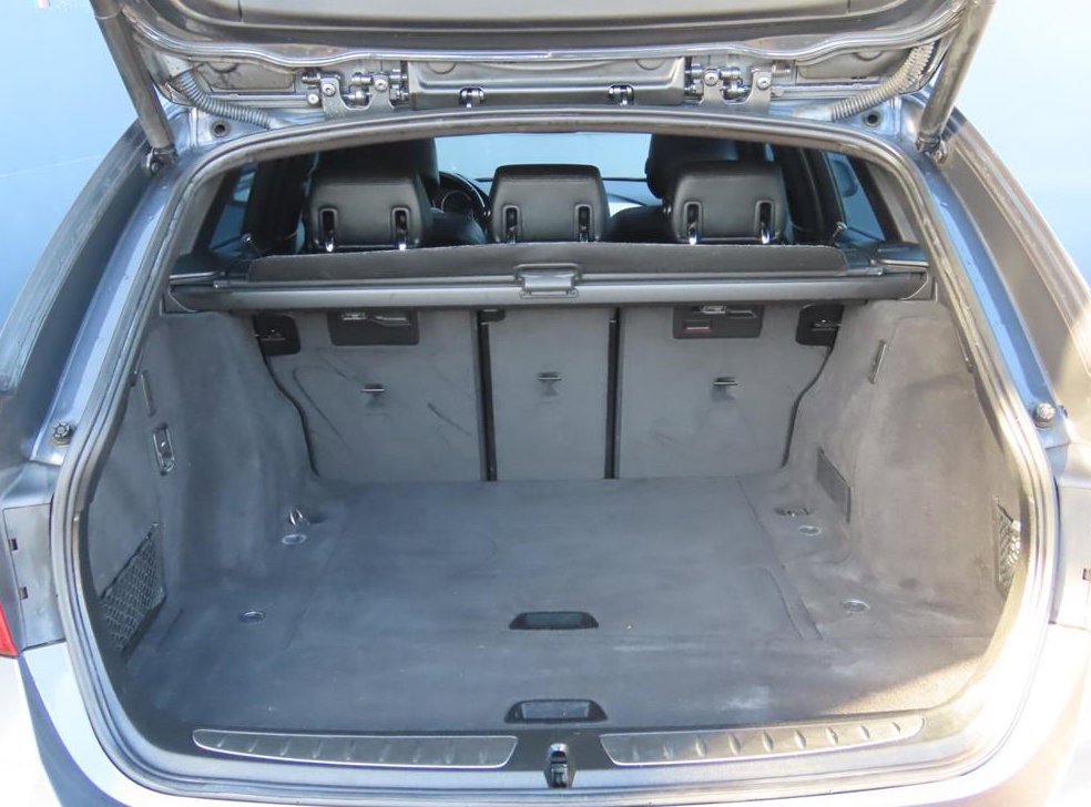 BMW 3시리즈 320d xDRIVE 투어링 M 스포츠 사진 5