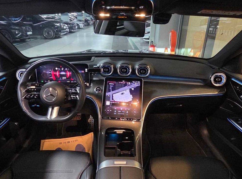 벤츠 C 클래스 C300 AMG Line 사진 8