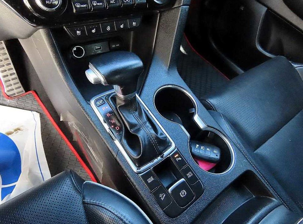 기아 스포티지 2.0 디젤 2WD 사진 10