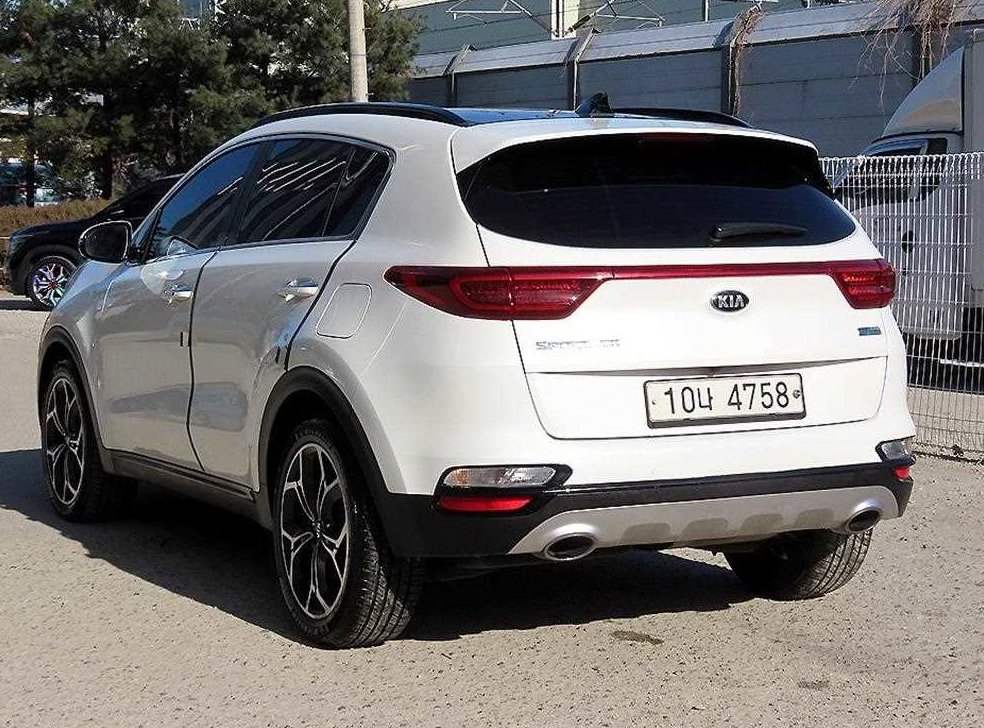 기아 스포티지 2.0 디젤 2WD 사진 3
