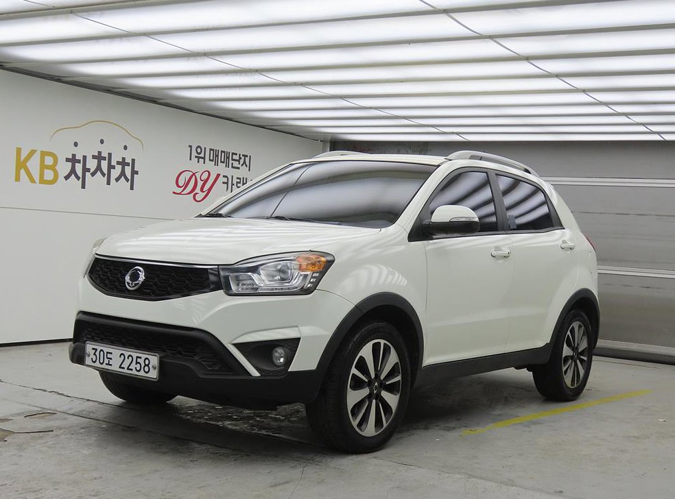 KG모빌리티(쌍용)  코란도 2WD 2.0 어드벤처