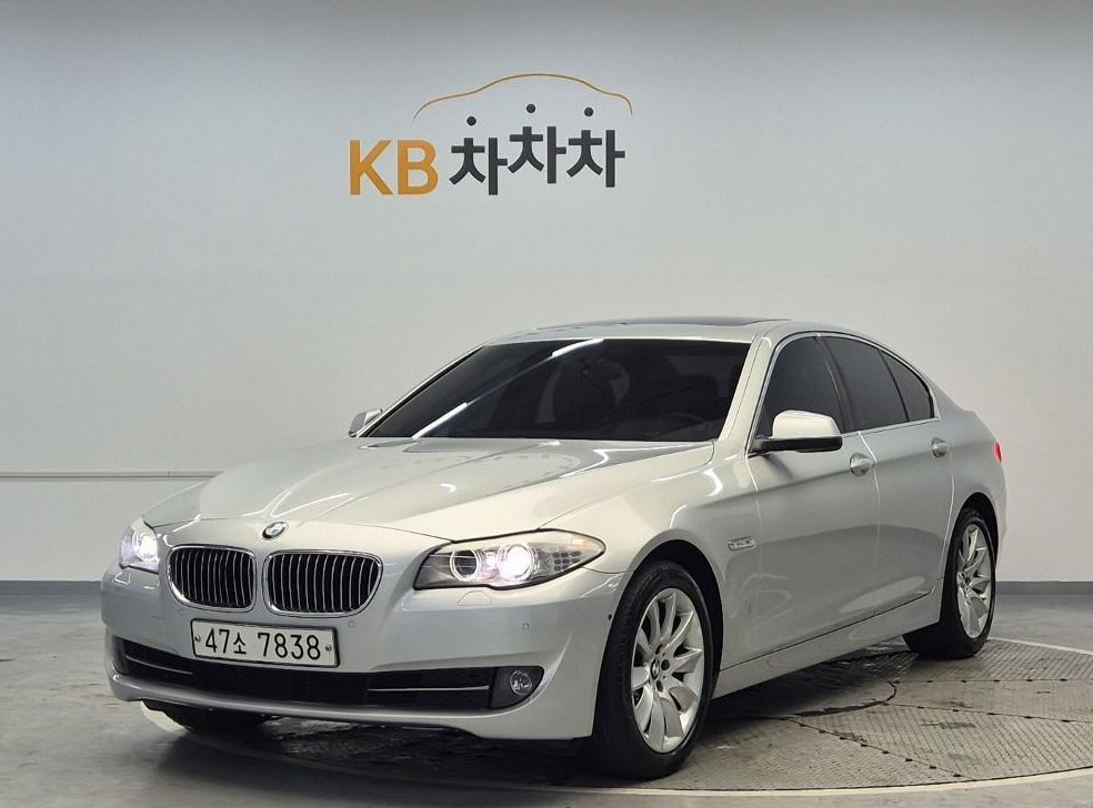 BMW 5시리즈 528i