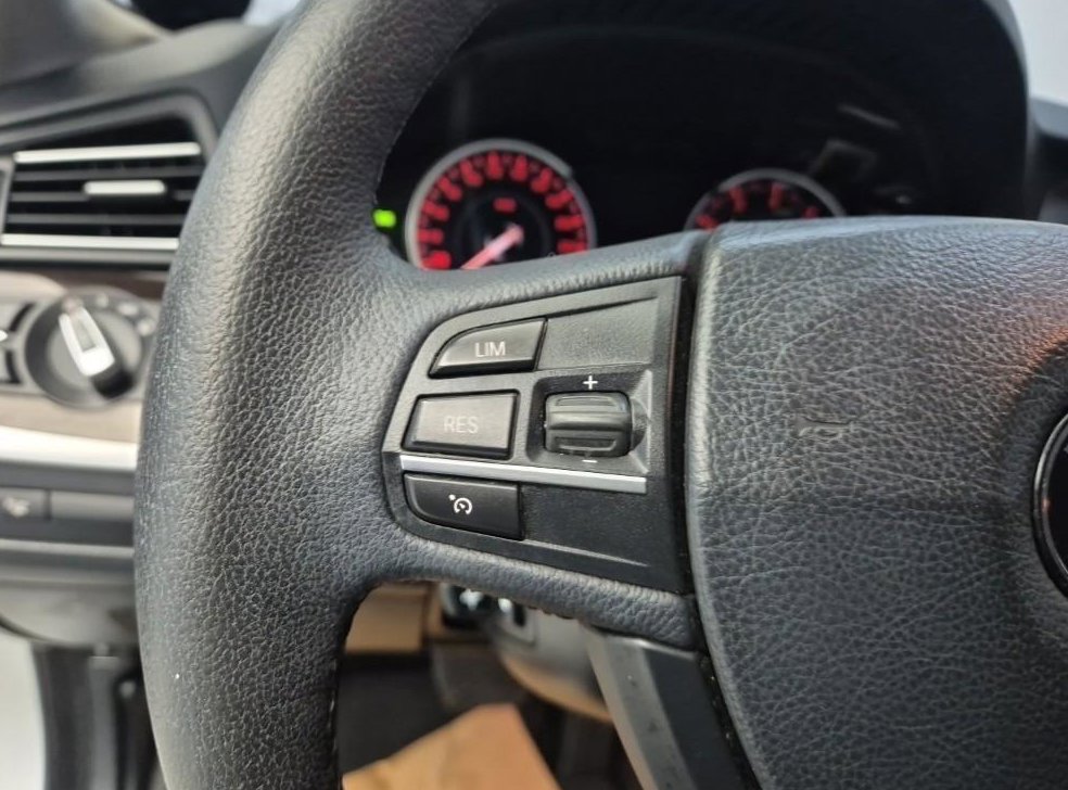 BMW 5시리즈 528i 사진 16
