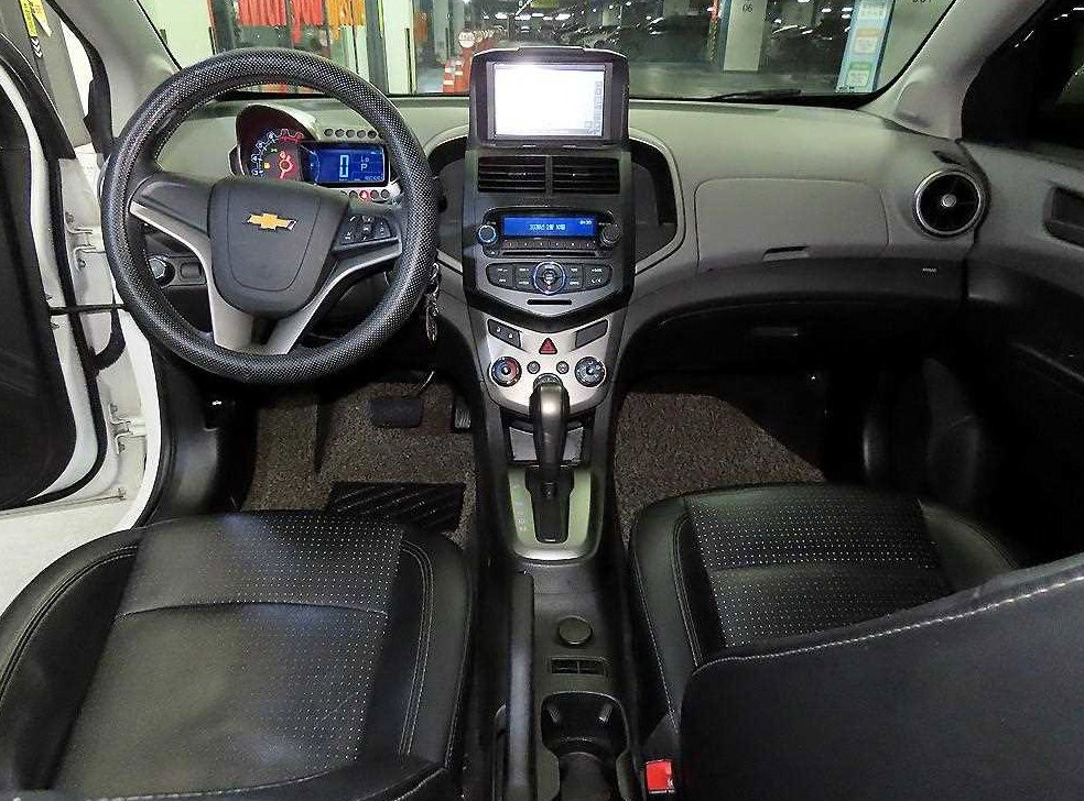 쉐보레 아베오 1.6 LS 사진 10
