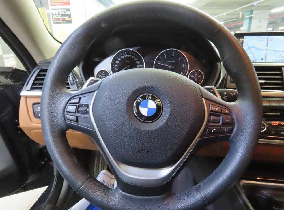 BMW 4시리즈 420d 쿠페 럭셔리 사진 8