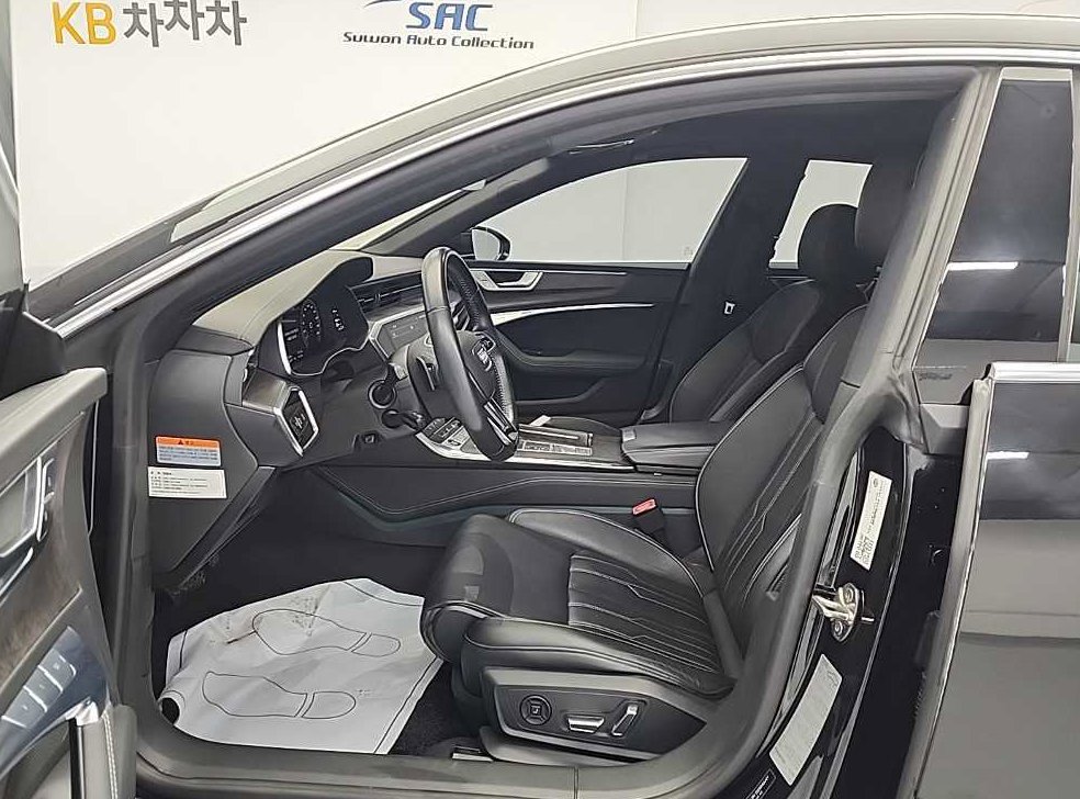 아우디 A7 55 TFSI 콰트로 프리미엄 사진 11