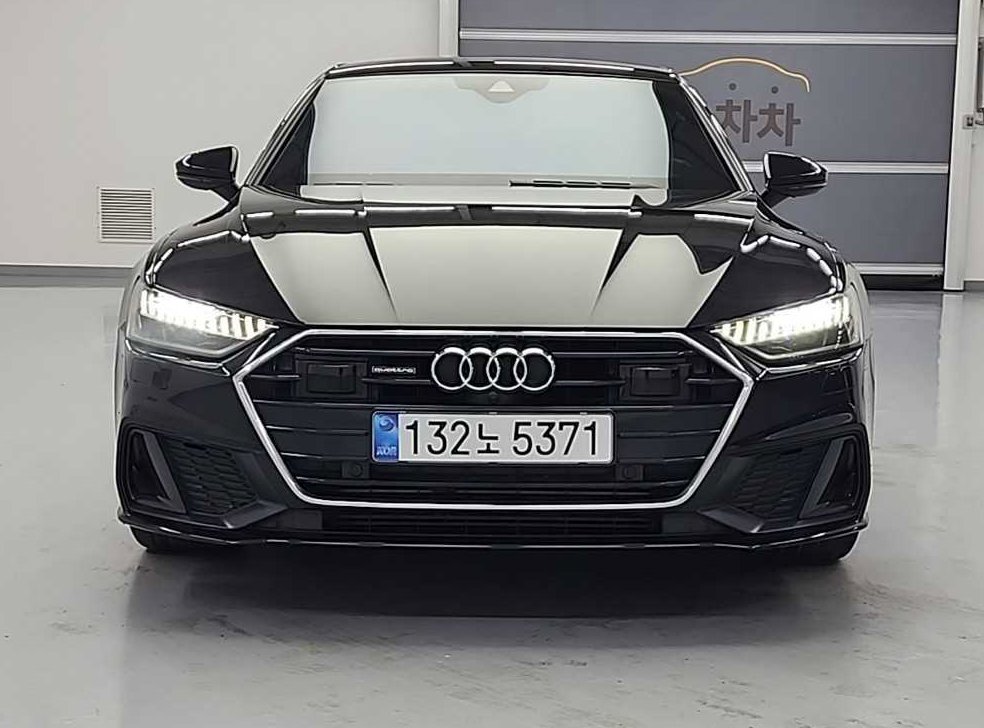 아우디 A7 55 TFSI 콰트로 프리미엄 사진 2