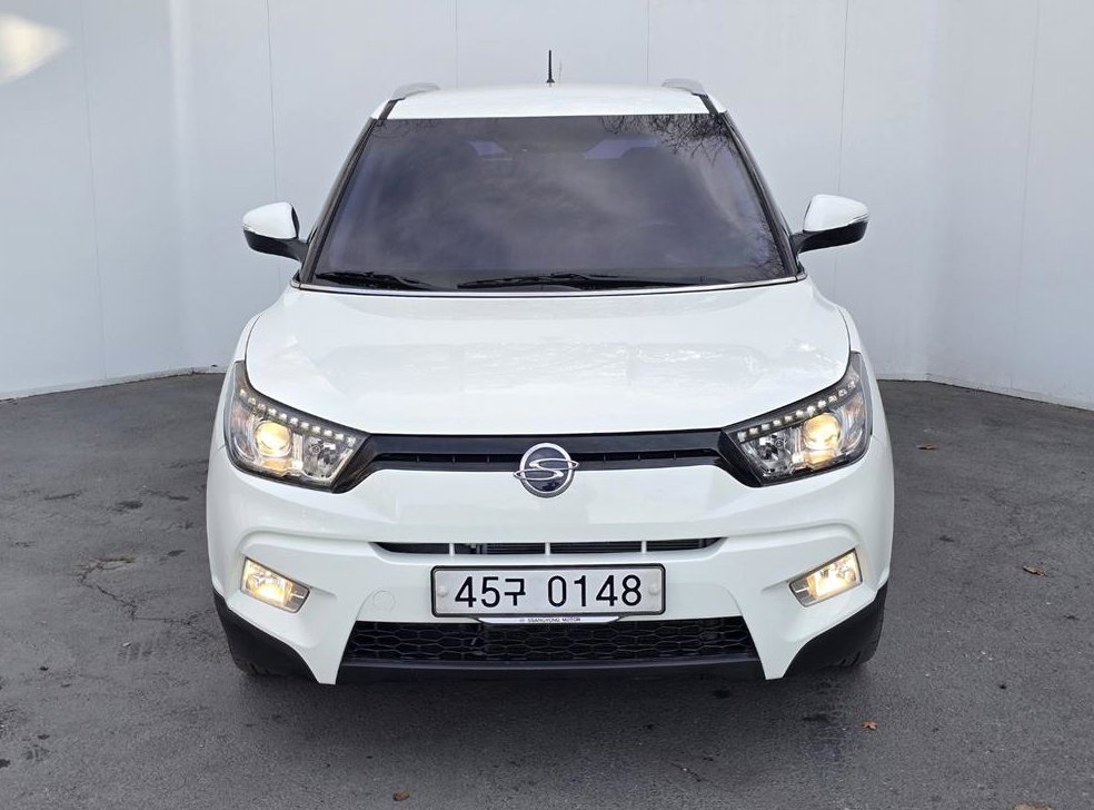 KG모빌리티(쌍용)  티볼리 가솔린 2WD 1.6 VX 사진 2